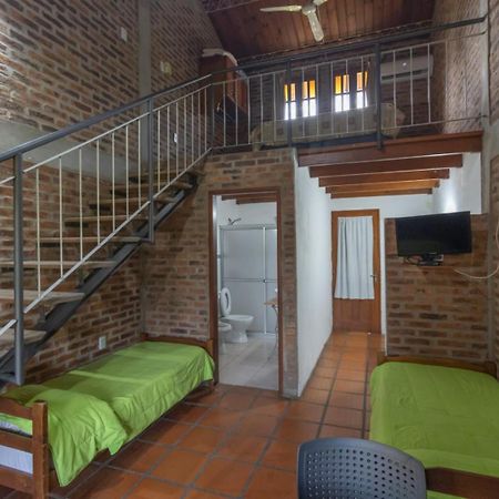 Hostal Canela Termas del Dayman Exterior photo