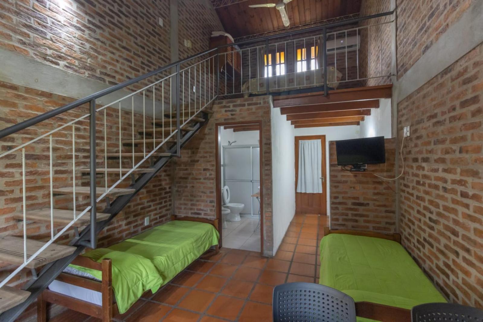 Hostal Canela Termas del Dayman Exterior photo